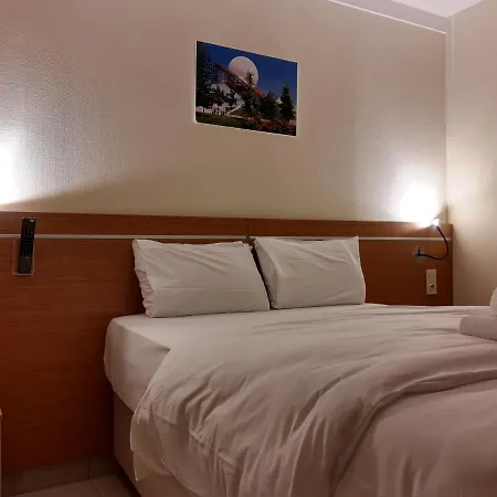 Helios Hotel 2*
