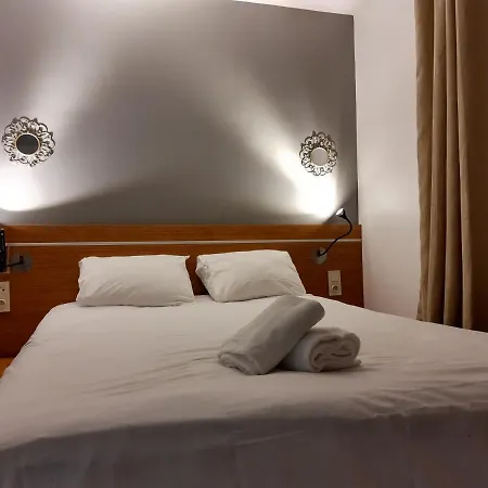 Helios Hotel 2*