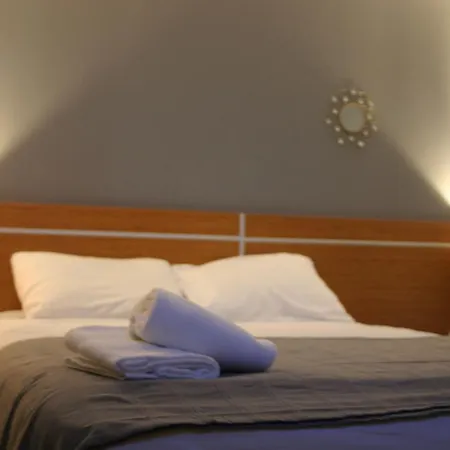 Helios Hotel