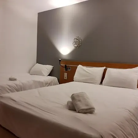 Helios Hotel 2*